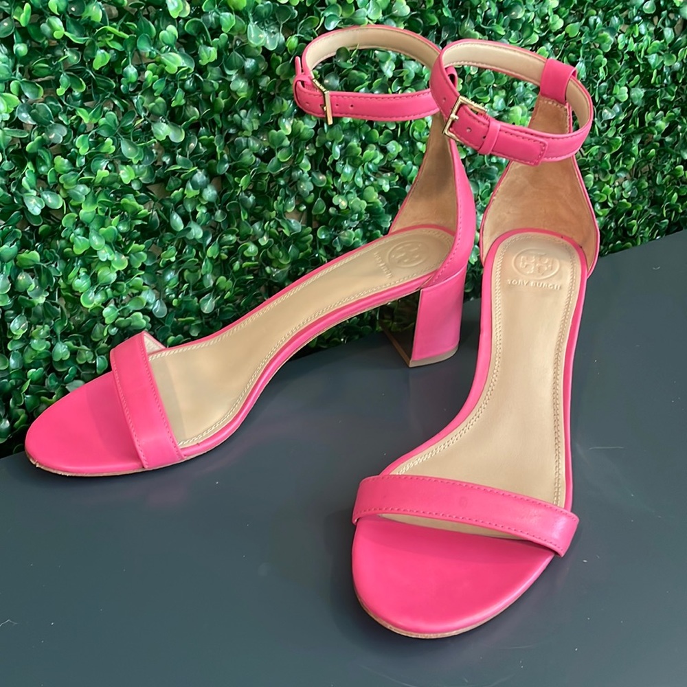 Tory Burch Cecile Patent City Sandal, size 11!